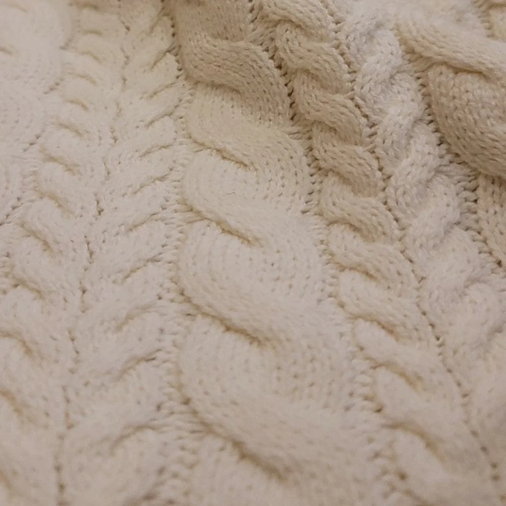 Things Remembered Cream Heavy Cable Knit Sweater Throw - Alexis